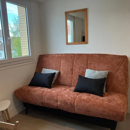 Cosy 아파트 *